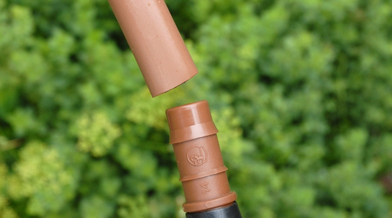 Brown Dripline DB Fittings﻿™